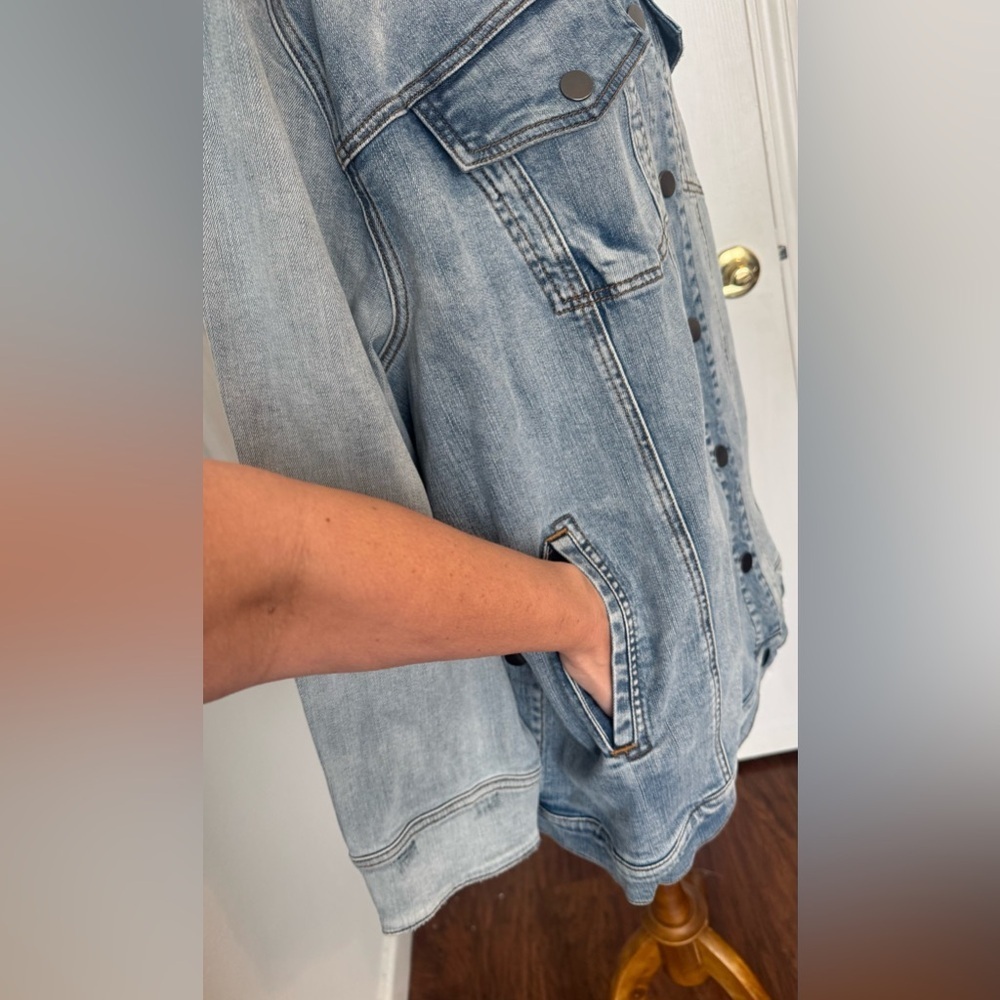 Universal Standard Women's Denim Chore Jacket Longline Oversized NWT Large - Picture 2 of 12